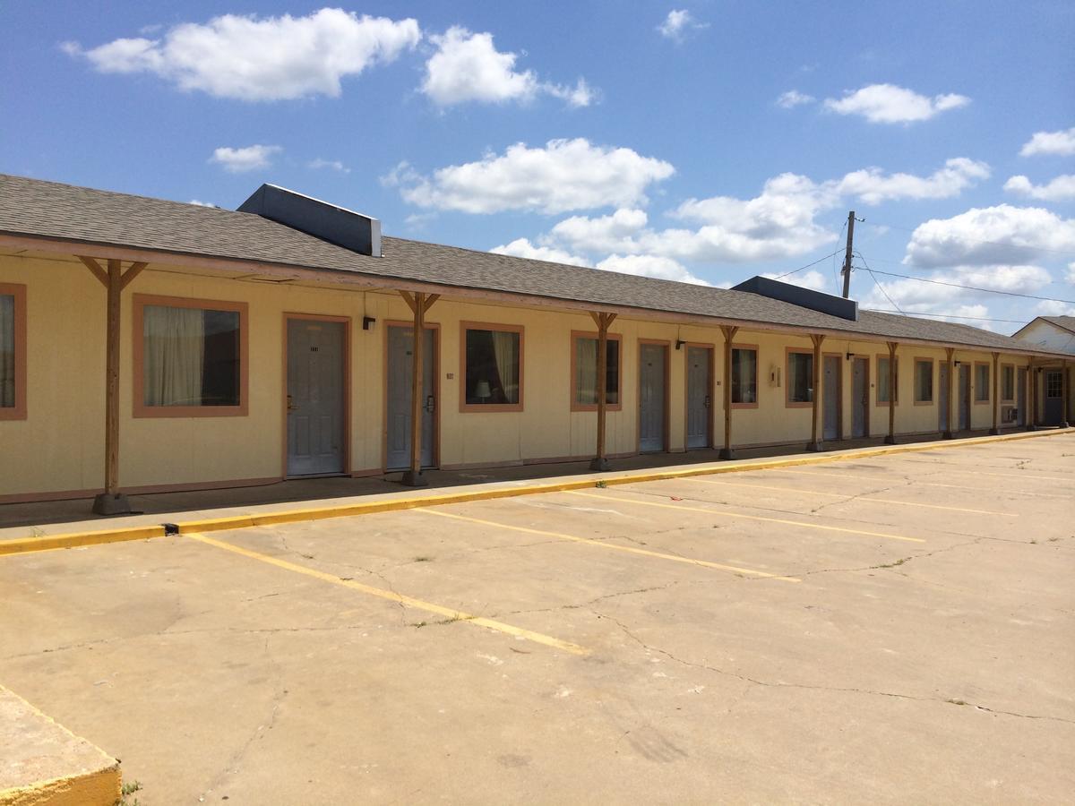Lake Shore Motel Mannford Bagian luar foto