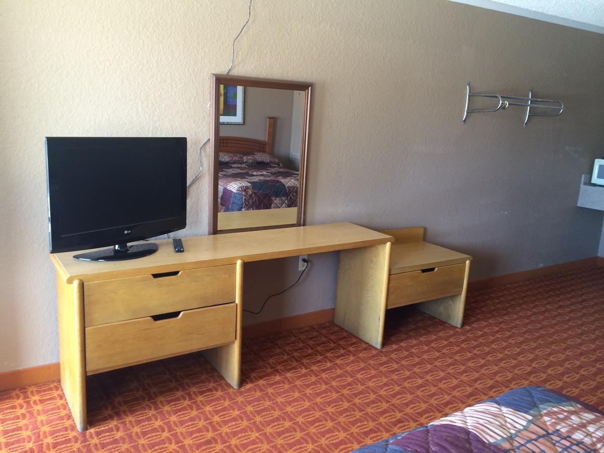 Lake Shore Motel Mannford Bagian luar foto