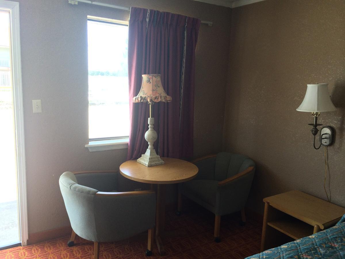 Lake Shore Motel Mannford Bagian luar foto